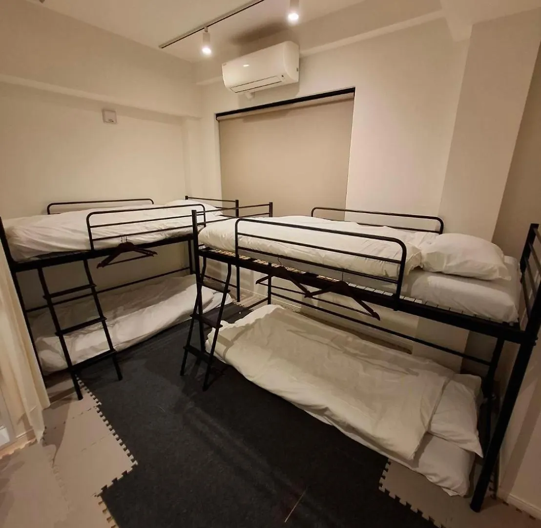駐車場無料 Nagoya Hostel The Three Smiles Free Car Park