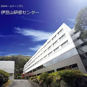 ビジネスホテル Izusan Training Center ***